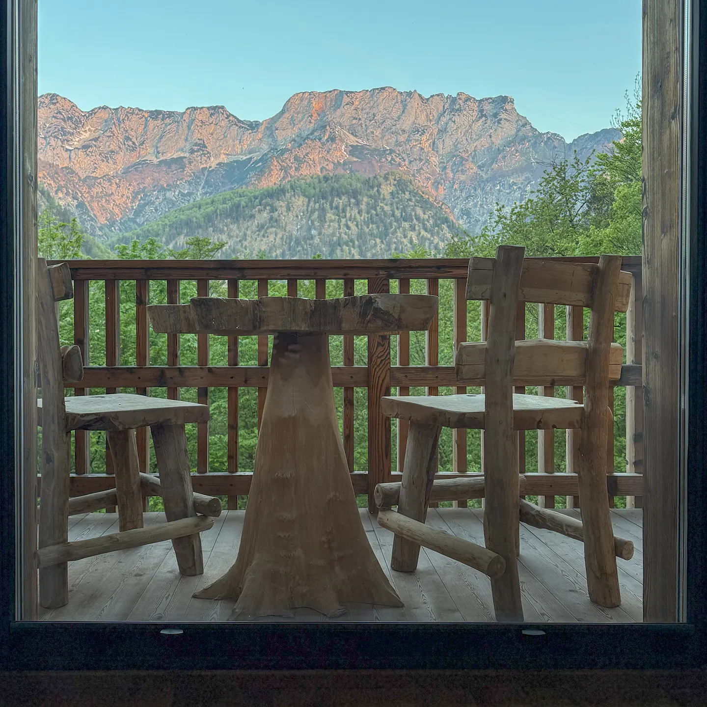 Fewo charisma 01 01 01