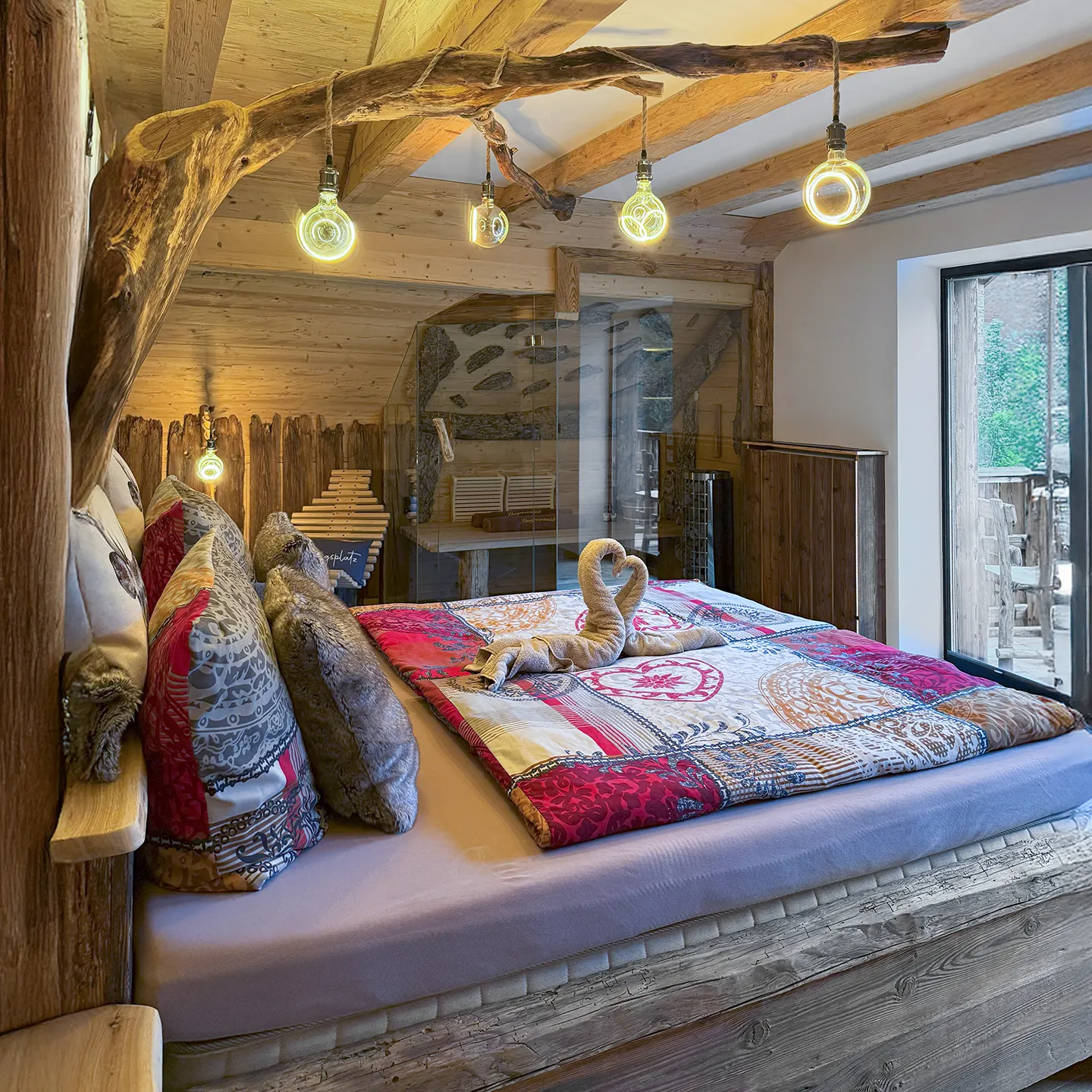 Fewo charisma 09 01 01